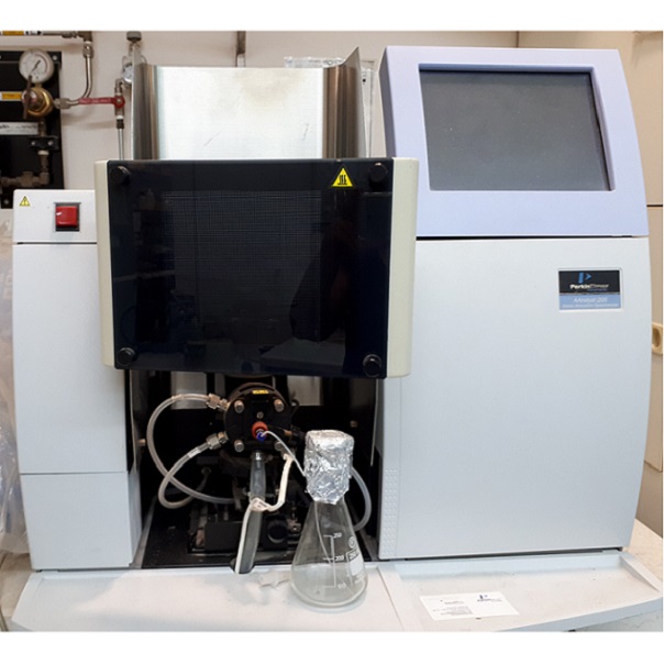 AAnalyst 200 AA atomic Spectrometer + Auto sampler יד שניה